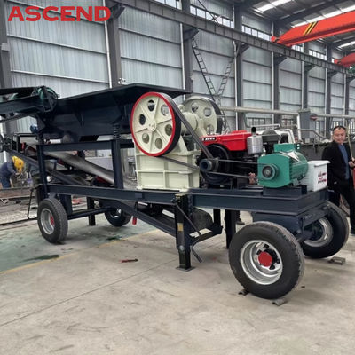 Small Portable Gold Mining Equipment 10-100tph Capacity Quarry Mobile Crushing Machine
